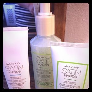 Mary Kay Satin Hands